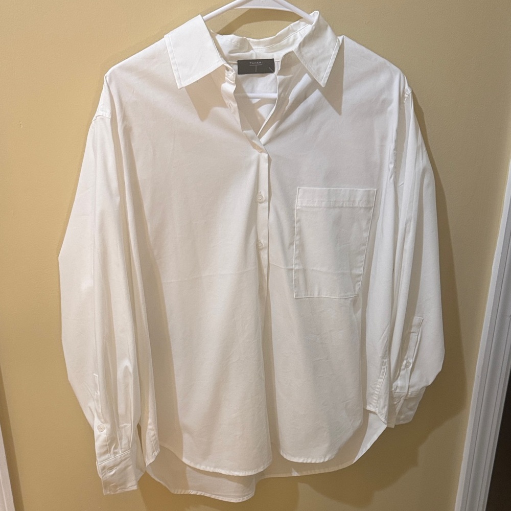 NWT Tahari White Casual Button Down Shirt
